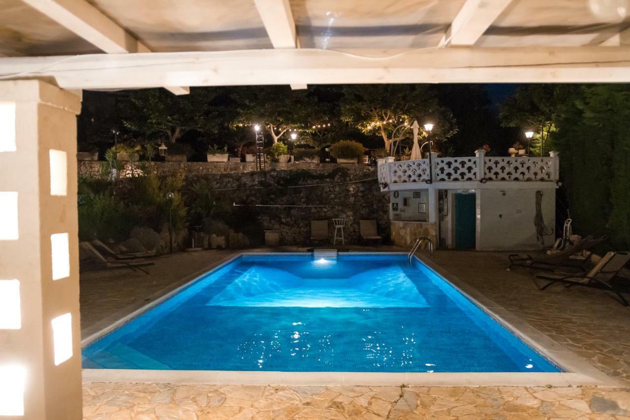 Villa Giacomina Fasano Bagian luar foto